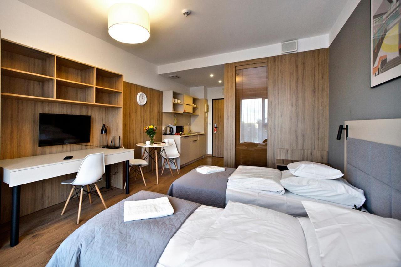 Wolska Residence Serviced Apartments Warschau Buitenkant foto